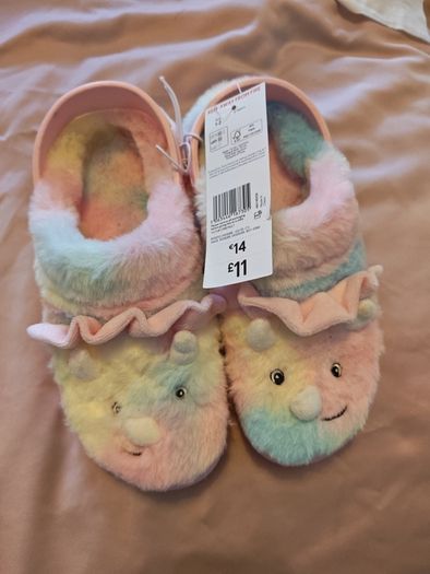 girls crocs