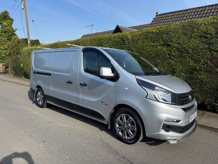 Lwb twin sliding door Fiat Talento