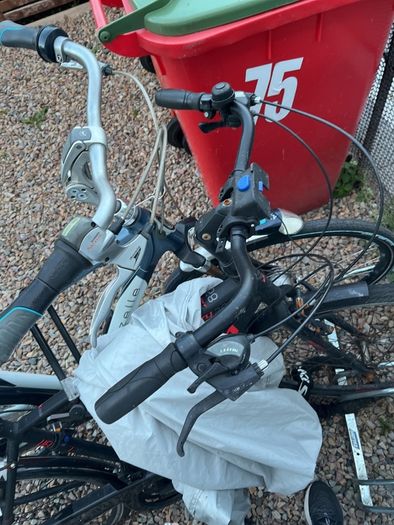 Limit Velocity 28 Hybrid / Commuter Bike Large-Shimano Gears