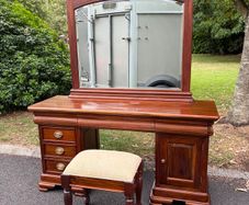 Dressing table