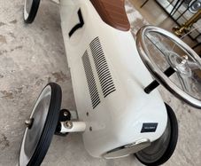 Vintage/ Retro ride on car
