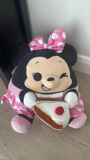 Plush Minnie Mouse