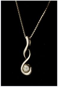 925 Sterling Silver  Zircon Pendant and Chain Necklace