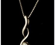 925 Sterling Silver  Zircon Pendant and Chain Necklace