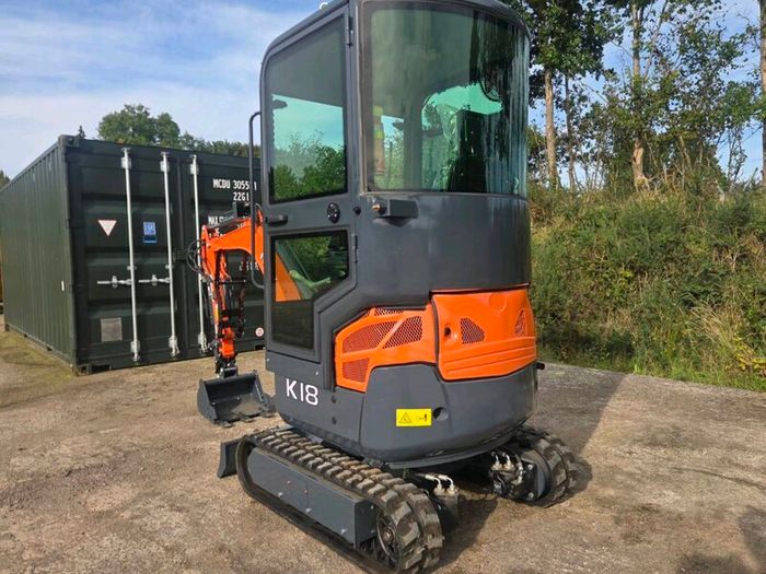 NEW 1.8ton Mini Digger Kubota Powered KGX K18