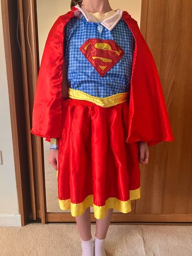 free costume age 7/8 aprox