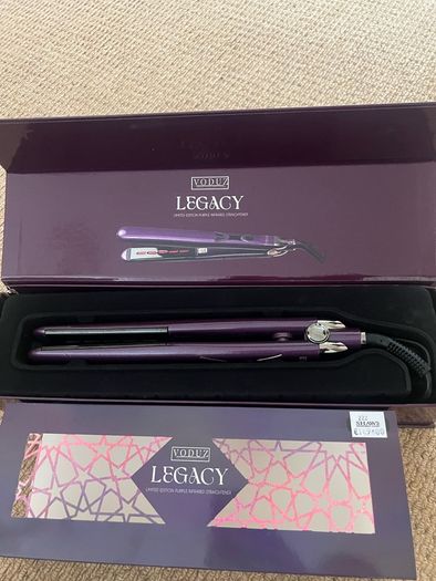 VODUZ hair straightener