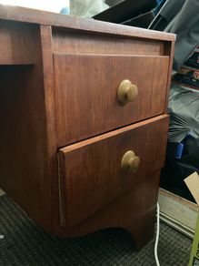 Free desk