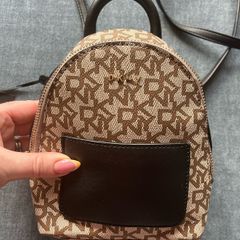 DKNY Handbag (brand new)