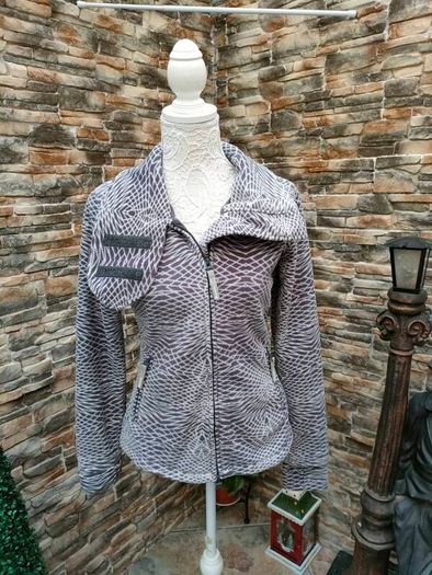 Ladies Bench full zip fleece  Size Small