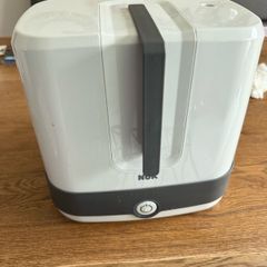 Nuk compact steriliser - excellent condition, space saving