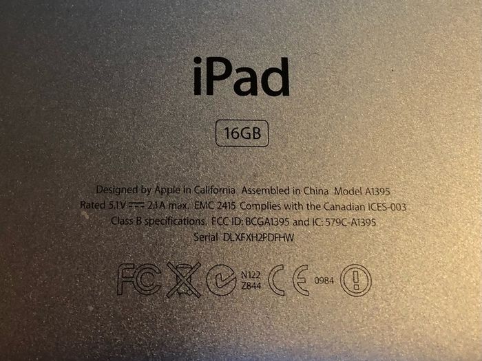 iPad 2 A1395 (WiFi) and magnetic cover