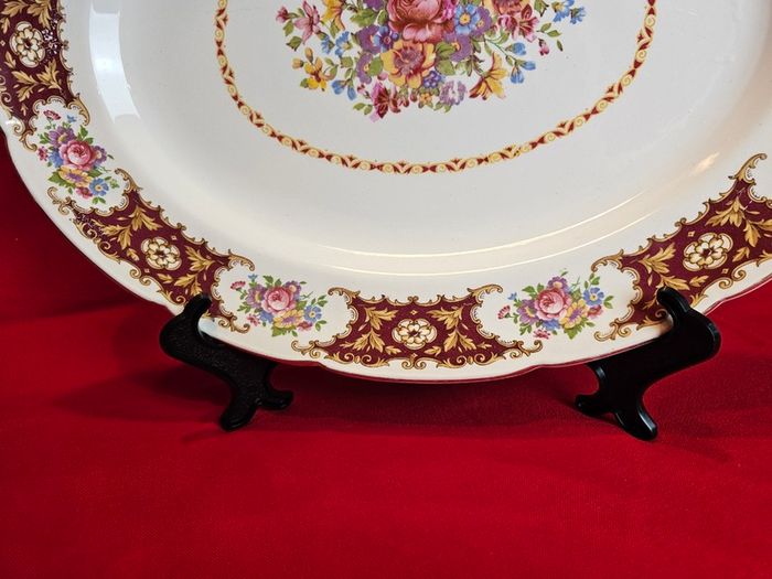 Large, beautiful oval serving platter by Arklow Pottery (Larne pattern / No. 2384) - Vintage from Ireland
