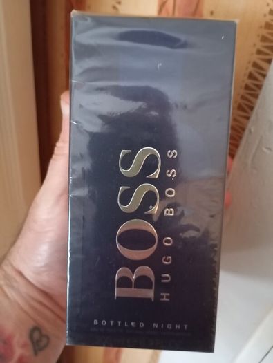 Bottled Night Eau de Toilette by Hugo Boss.xl 200 ml
