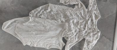 12/18 months bodysuit .pls read description
