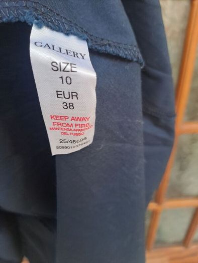 Long Gallery dress with pockets