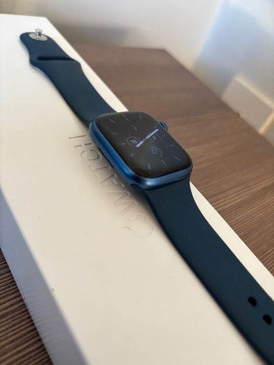 Apple Watch Series 7 - 41mm blue