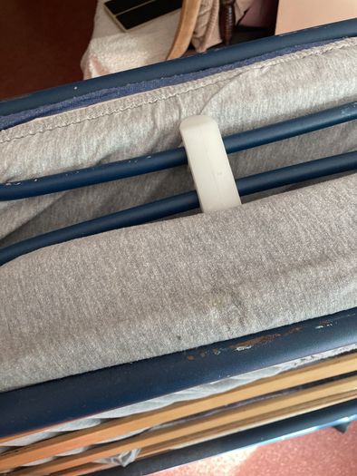 Fold up indoor camp bed
