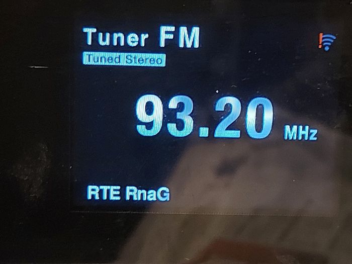 Pioneer Network CD Receiver, Model XC-HM71-K, Radio, CD, IPOD, USB, Wireless Internet Music & Radio, Only one speaker and no remote control