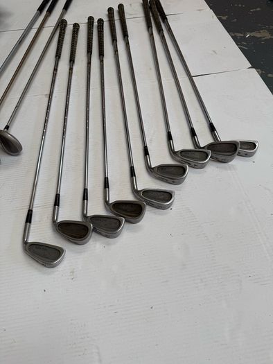 set golf clubs