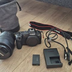 Canon R8 + RF 24 105mm F4L Lens
