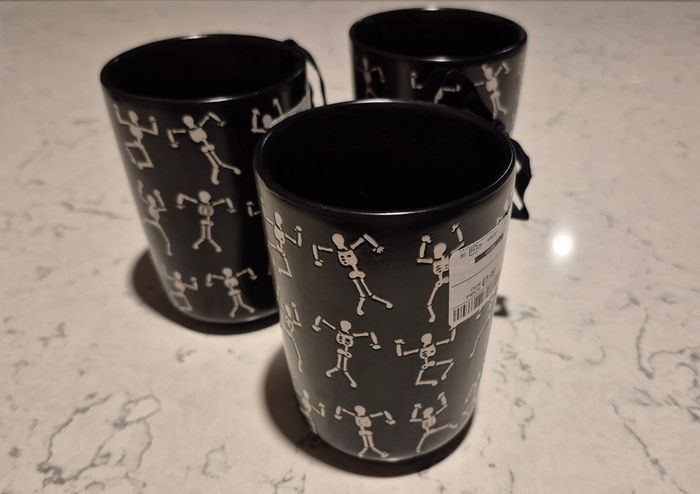 Cups