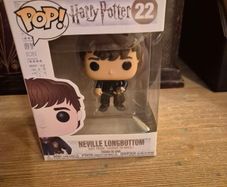 Funko Pop! Neville Longbottom 22 , Hogwarts Robes (Mint, Never Opened)