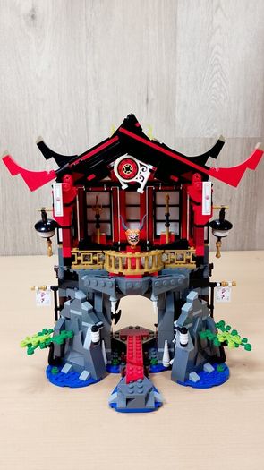 LEGO Ninjago 70643 Temple Of Resurrection