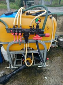 Tractor sprayer