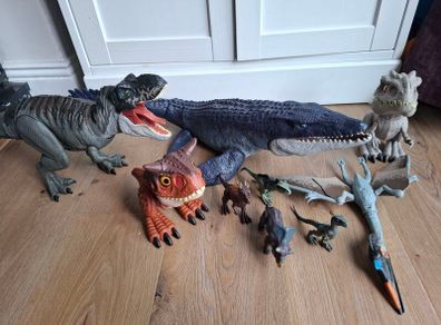 jurassic world toys