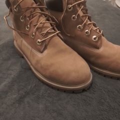 Timberland Leather Boots .. Size: 6.5 UK .. 40 EU ..Price Drop