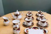 Royal Albert Old Country Roses Tea Set