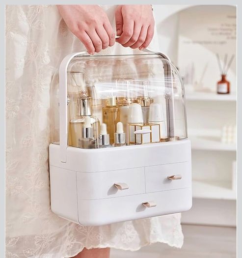 Makeup organiser