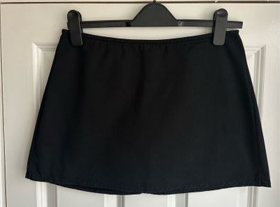 Benetton skirt - sz 10