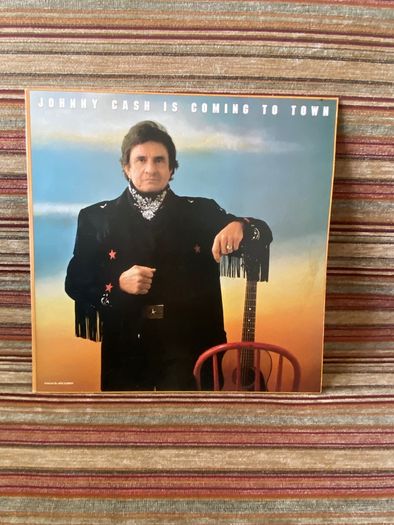 Johnny Cash - Johnny Cash Is Coming To Town [Vinyl]