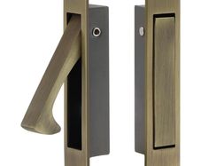 Door pull (antique brass) x 1