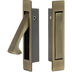 Door pull (antique brass) x 1