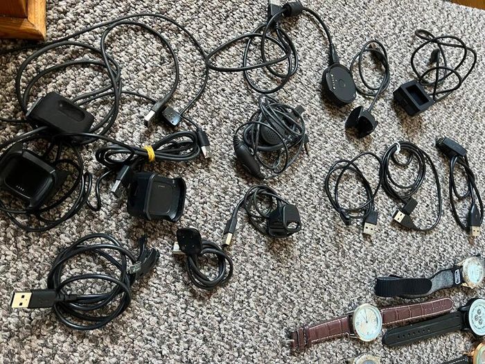 Watch & Chargers Lot (For Parts / Repair)