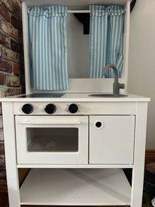 Kids Play Kitchen