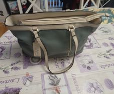 Women Handbag GMV (Italian brand)
