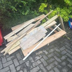 Wood , 2 pallets