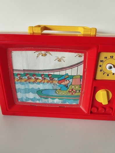 Vintage 1979 Blue-Box TV Toy  Working