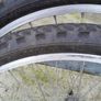 2 bycicle wheels Image 2