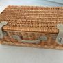 Beautiful picnic basket Image 3