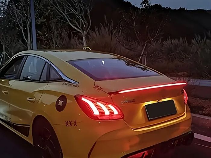 1pc Flexible LED Third Brake Light with Turn Signals