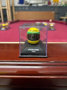 Ayrton Senna Helmet 1983 1:8 Minichamps
