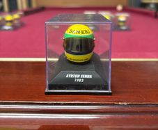 Ayrton Senna Helmet 1983 1:8 Minichamps