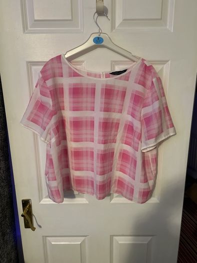 dorothy Perkins light top