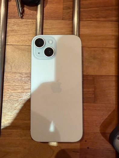 Apple iPhone 15