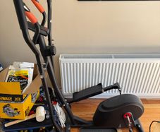 Cross Trainer Free to collect